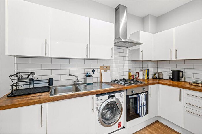 2 Bedroom Apartment For Sale In Albert Road, Brighton, East Sussex, BN1 - Photo 10