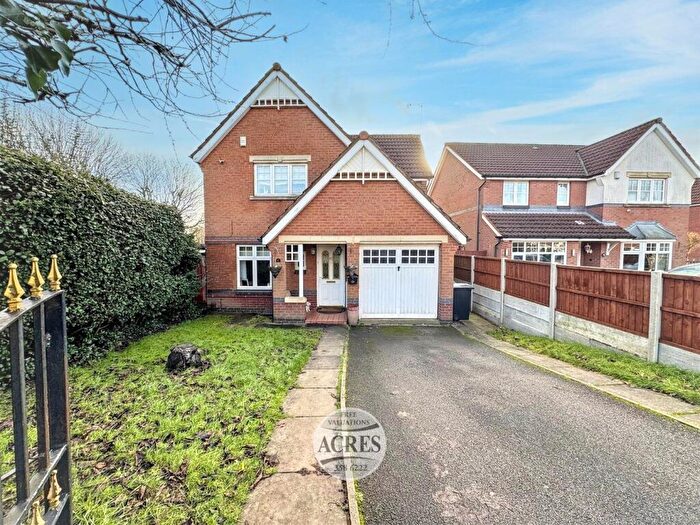3 Bedroom Detached House For Sale In Hobhouse Close, Great Barr, Birmingham, B42