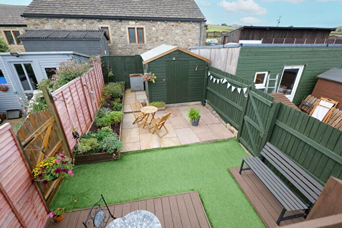 2 Bedroom Cottage For Sale In Hollin Hall, Trawden, BB8