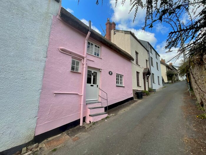 1 Bedroom Cottage To Rent In Spicers Lane, Stratton, Bude, Cornwall, EX23