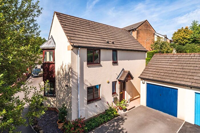 3 Bedroom Detached House For Sale In Primrose Avenue, Barnstaple, Devon, EX32