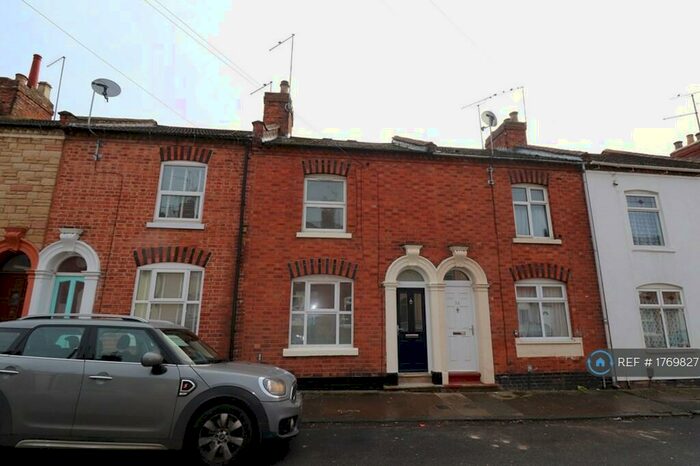 2 Bedroom Terraced House To Rent In Poole Street, Northampton, NN1