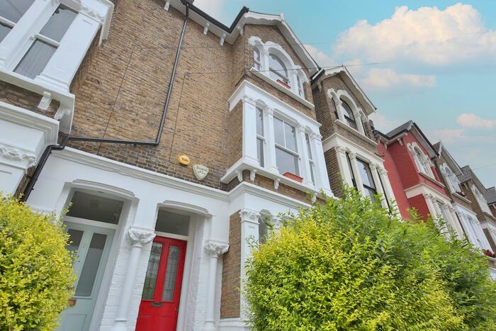 4 Bedroom Terraced House To Rent In Statham Grove, London, N16