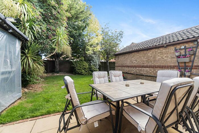 4 Bedroom Detached House For Sale In Marston Lane, Portsmouth, PO3