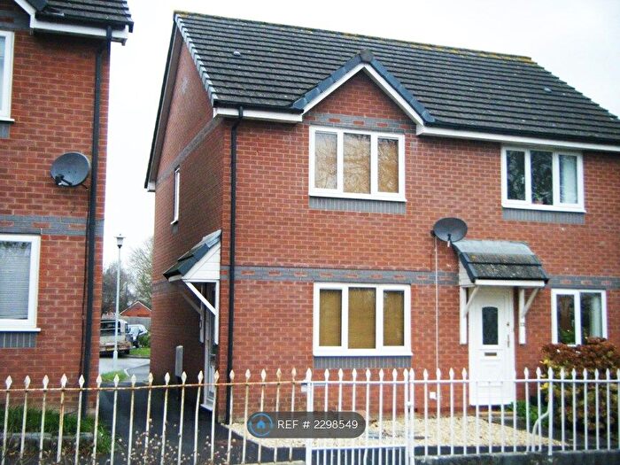 2 Bedroom Semi-Detached House To Rent In Bowling Green, Street, BA16