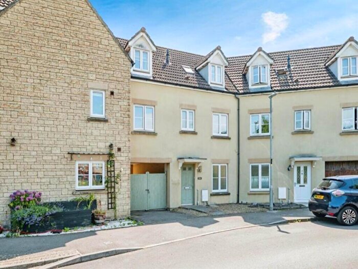 4 Bedroom Town House To Rent In Cavell Court, Trowbridge, Wiltshire, BA14