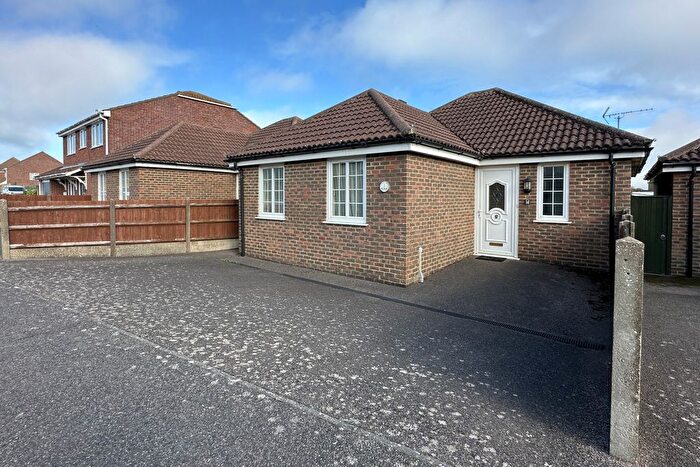 3 Bedroom Detached House For Sale In Garden Mews, Deal, CT14