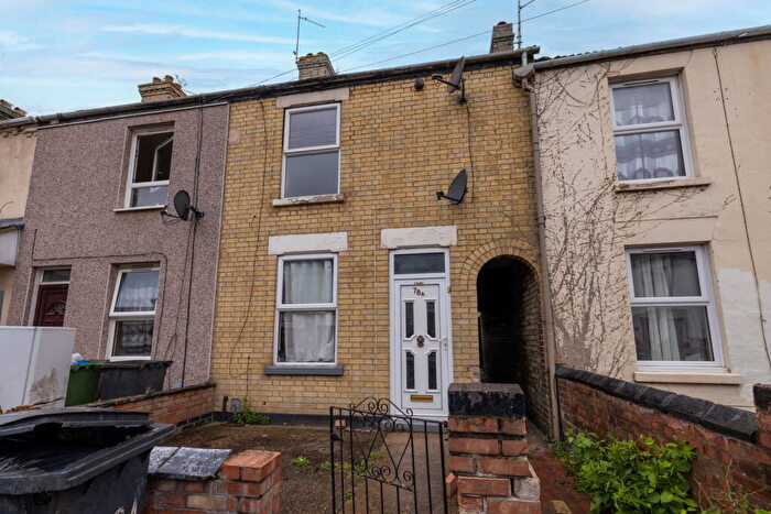 3 Bedroom Terraced House For Sale In Gladstone Street, Peterborough, PE1
