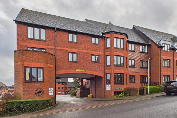 1 Bedroom Apartment For Sale In Nightingale Lodge, Cowper Road, HP4