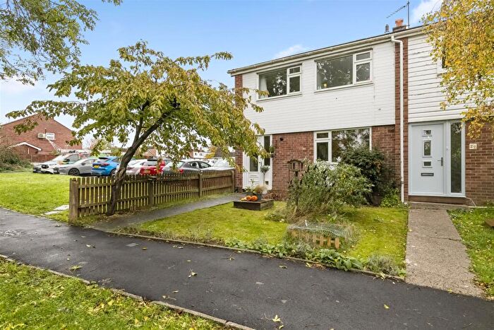 3 Bedroom End Of Terrace House For Sale In Teviot Road, Keynsham, Bristol, BS31