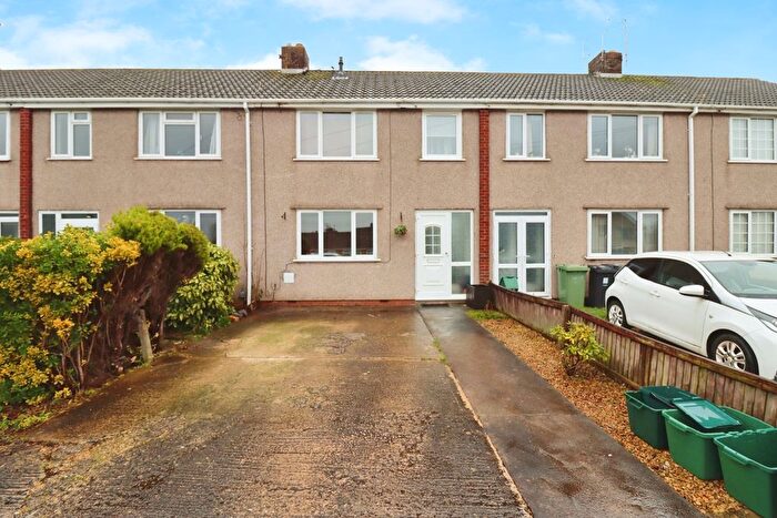 3 Bedroom Terraced House For Sale In Cranleigh Court Road, Yate, Bristol, BS37