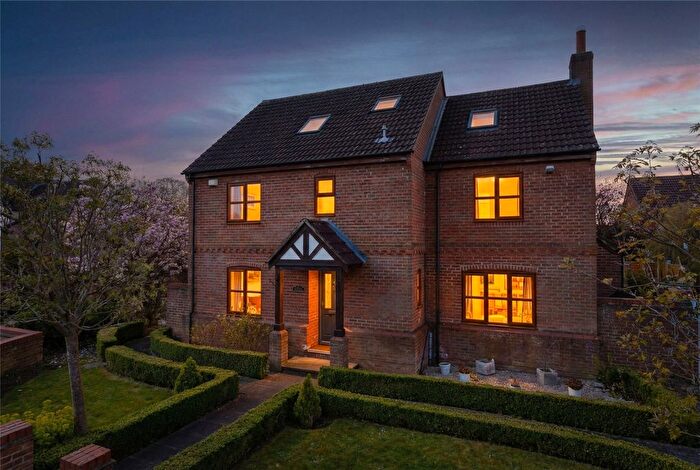 5 Bedroom Detached House For Sale In Park Gate, Strensall, York, North Yorkshire, YO32