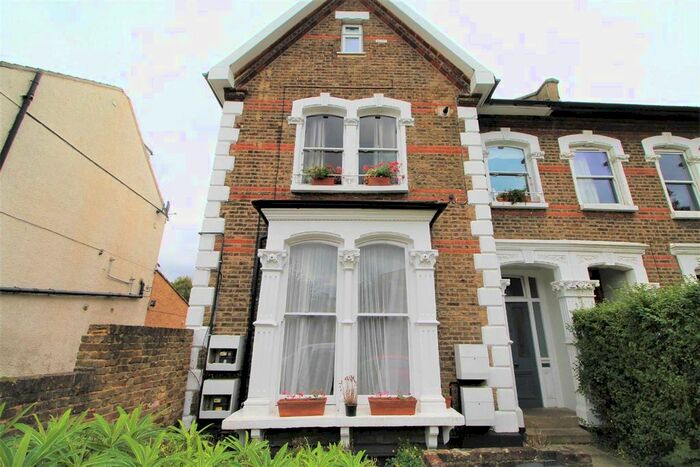 1 Bedroom Flat To Rent In Wellington Road, London, E11