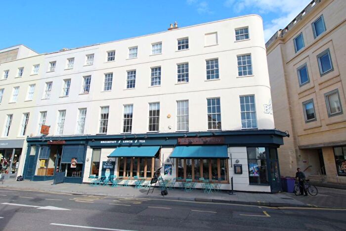 1 Bedroom Apartment To Rent In Clarence Street, Cheltenham, GL50