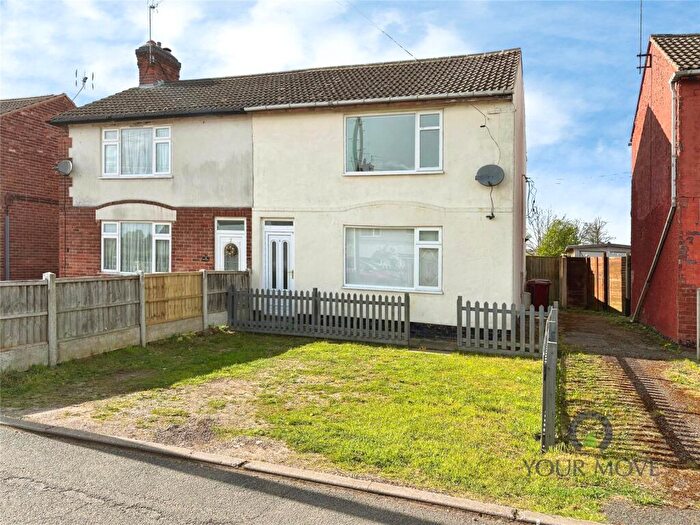 3 Bedroom Semi-Detached House For Sale In Garden Avenue, Shirebrook, Mansfield, Derbyshire, NG20