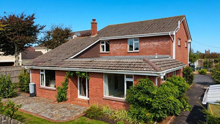 4 Bedroom Detached House For Sale In Bay View Road, Northam, Bideford, EX39