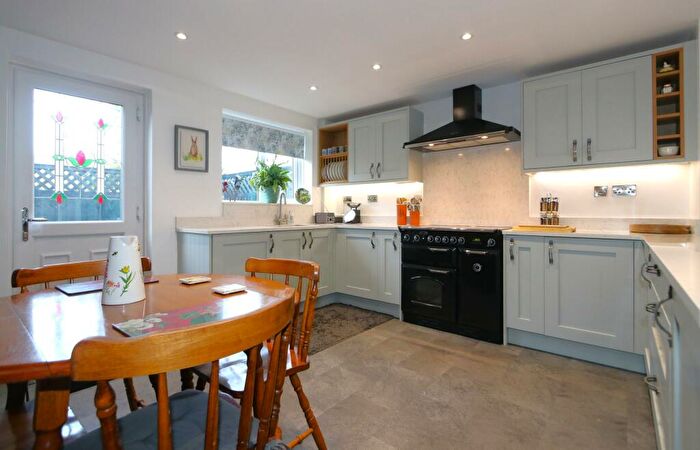 2 Bedroom Cottage For Sale In The Nook, Barrow-On-Trent, DE73