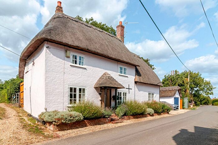 3 Bedroom Cottage For Sale In Elmswell Cottage, Bickton, New Forest, Hampshire, SP6