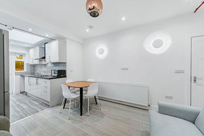 6 Bedroom Terraced House To Rent In Henchman Street, East Acton, W12