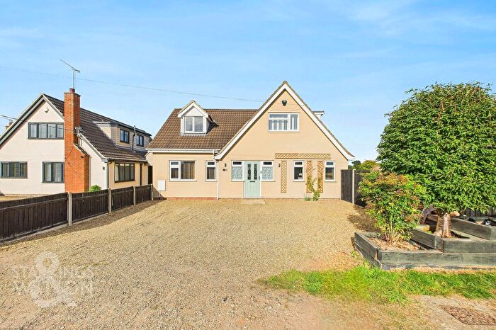 4 Bedroom Detached House For Sale In Green Lane East, Rackheath, Norwich, NR13