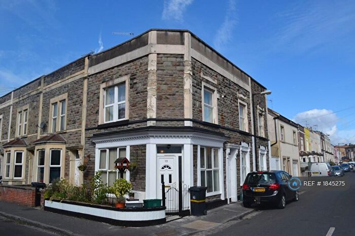 2 Bedroom Flat To Rent In Chaplin Road, Bristol, BS5