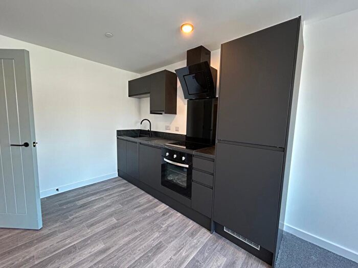 1 Bedroom Apartment To Rent In Burlington Square, Chesterfield, S40