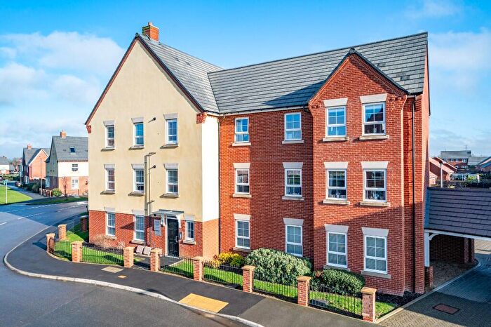 2 Bedroom Flat For Sale In Brewery Lane, Aylesbury, Buckinghamshire, HP22