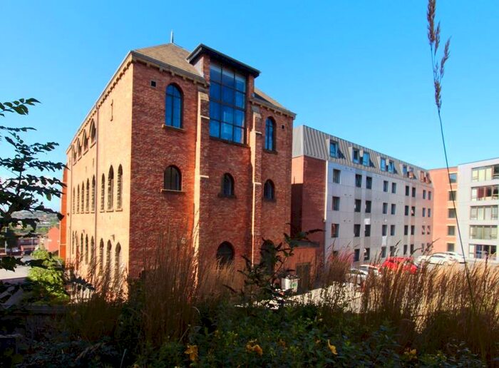 Apartment To Rent In The Court, Clarendon Quarter, Leeds, LS3