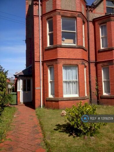 1 Bedroom Flat To Rent In Queens Road, Hoylake, CH47