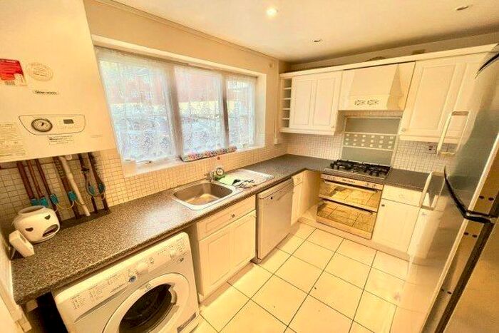 3 Bedroom Property To Rent In Westfield Gardens, Romford RM6
