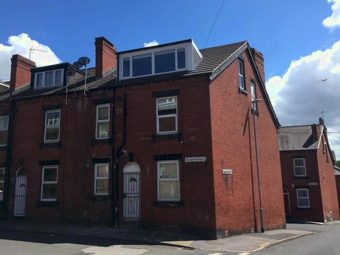 2 Bedroom Terraced House To Rent In Glossop Street, Hyde Park, Leeds, LS6