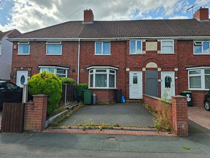 3 Bedroom Terraced House To Rent In Manor Road, Smethwick, B67