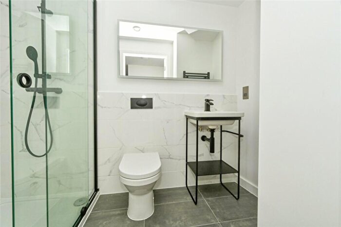 1 Bedroom Flat For Sale In Cresta House, Alma Street, Luton, LU1