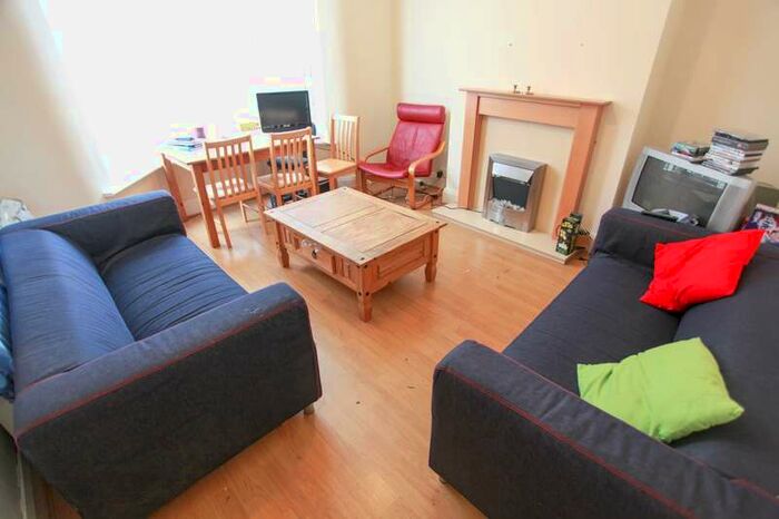 3 Bedroom Terraced House To Rent In Crawford Avenue, L18 1dr,