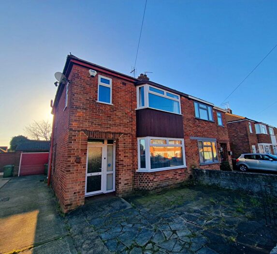 3 Bedroom Property To Rent In Poulter Avenue, Stanground, Peterborough, PE2