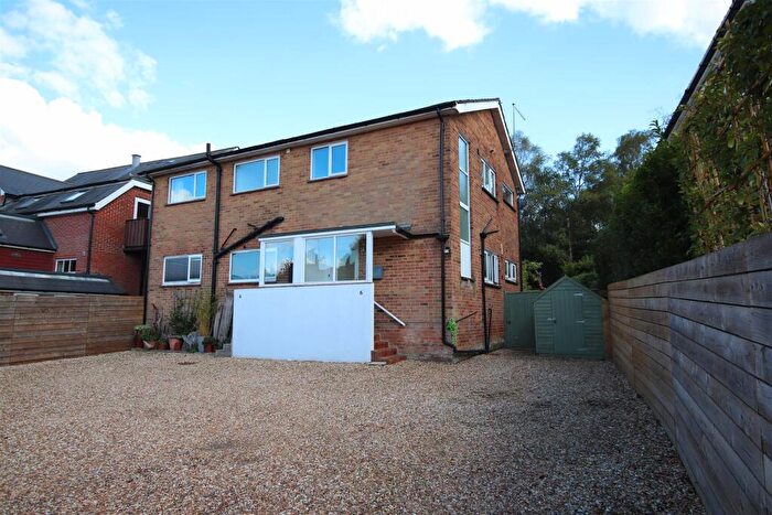 2 Bedroom Apartment To Rent In Princes Crescent, Lyndhurst, SO43