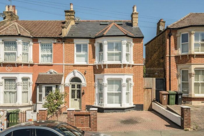 4 Bedroom House For Sale In Arngask Road, Catford, SE6