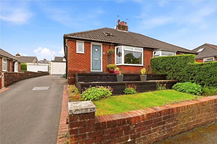 2 Bedroom Bungalow For Sale In Edinburgh Drive, Oswaldtwistle, Accrington, Lancashire, BB5