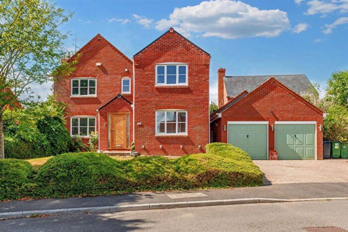 5 Bedroom Detached House For Sale In Sandfield Lane, Newbold On Stour, CV37