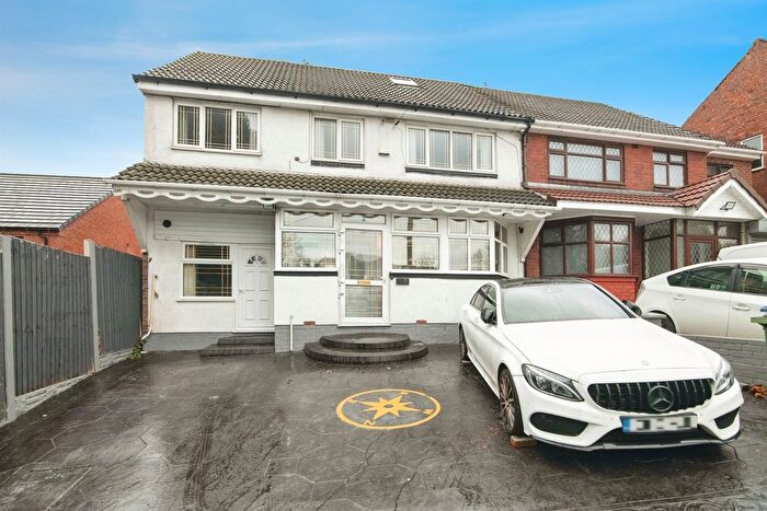 7 Bedroom Semi Detached House For Sale In Norman Road, Smethwick, B67