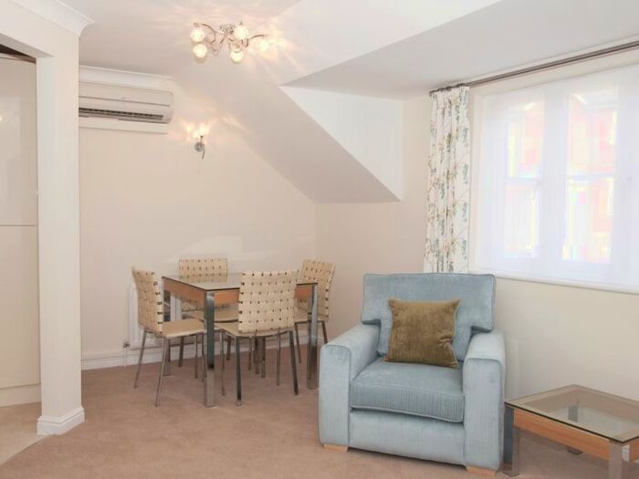 1 Bedroom Flat To Rent In St. Thomas Street, Oxford OX1