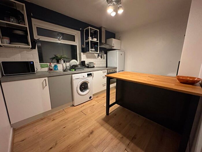 2 Bedroom Maisonette To Rent In Wyndham Mews, St. Andrews Road, Nottingham, Nottinghamshire, NG3