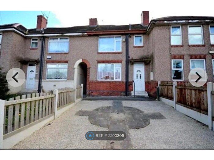 3 Bedroom Terraced House To Rent In Nodder Road, Sheffield, S13