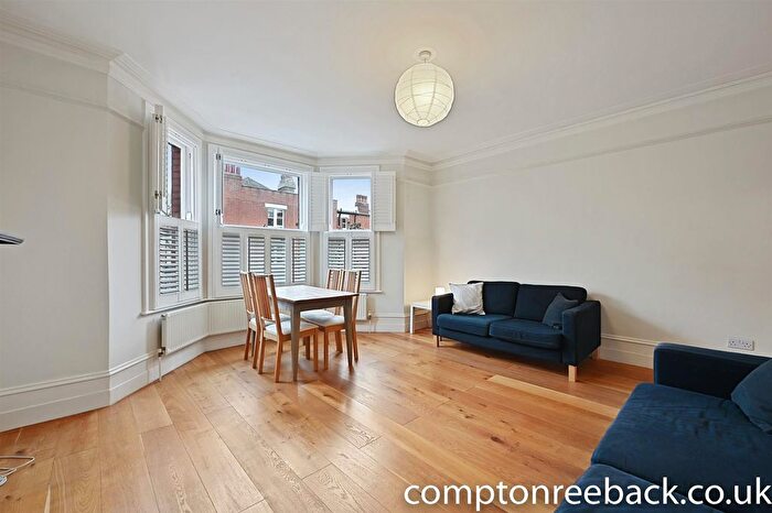 3 Bedroom Flat To Rent In Morshead Road, London, W9
