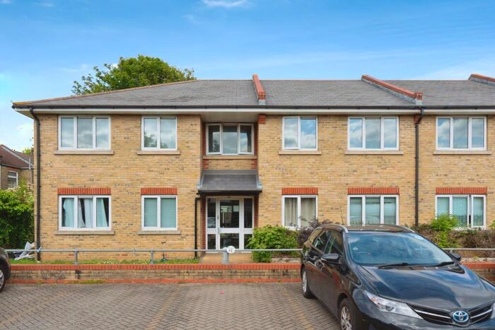 2 Bedroom Flat To Rent In Sumal Court, Ashville Road, Leyton, E11