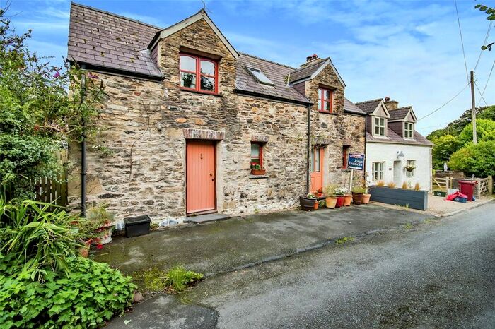 2 Bedroom Semi-Detached House For Sale In Crosswell, Crymych, Ffynnongroes, Crymych, SA41