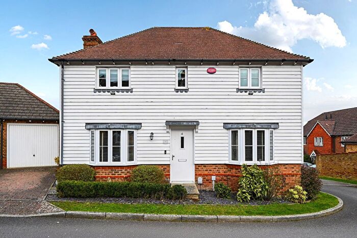 3 Bedroom Detached House For Sale In Badgers Den, Ashford, TN23