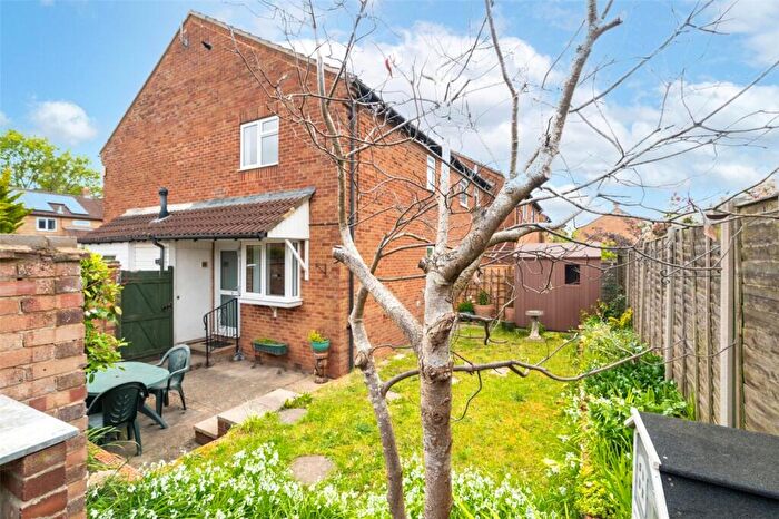 1 Bedroom Terraced House For Sale In Plantagenet Crescent, Bearwood, Bournemouth, Dorset, BH11