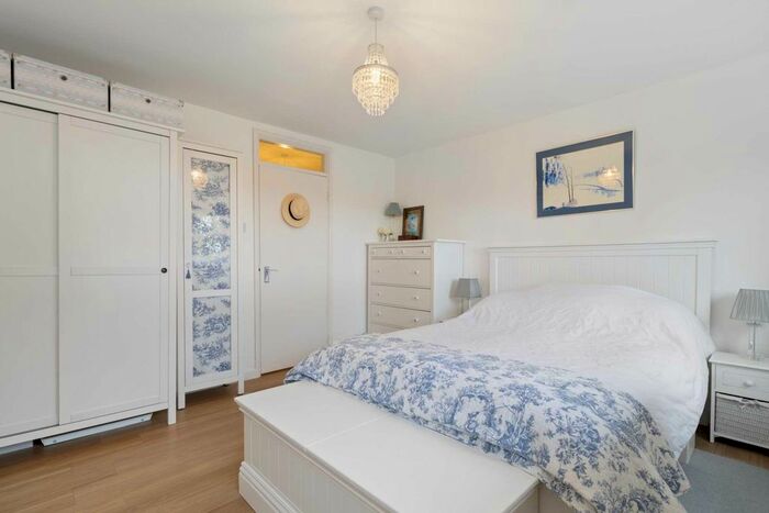 3 Bedroom Flat To Rent In Imperial Road, Malvern, WR14