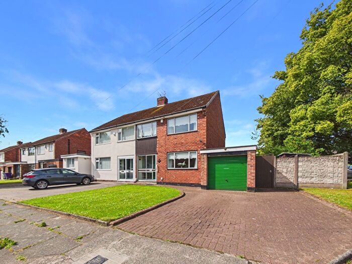 3 Bedroom Semi-Detached House For Sale In Hayles Green, Gateacre, Liverpool., L25